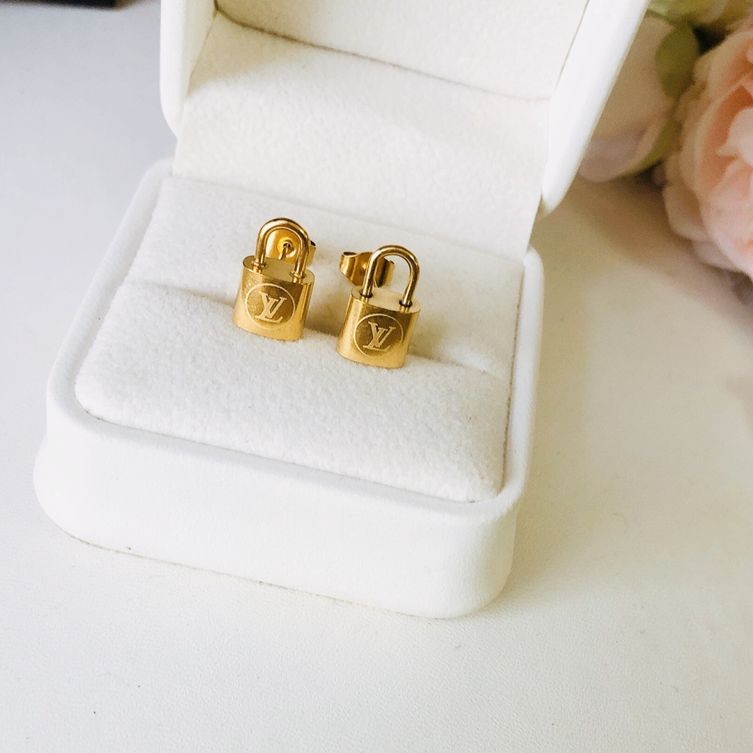 LV Louis vuitton gold lock earrings 114073