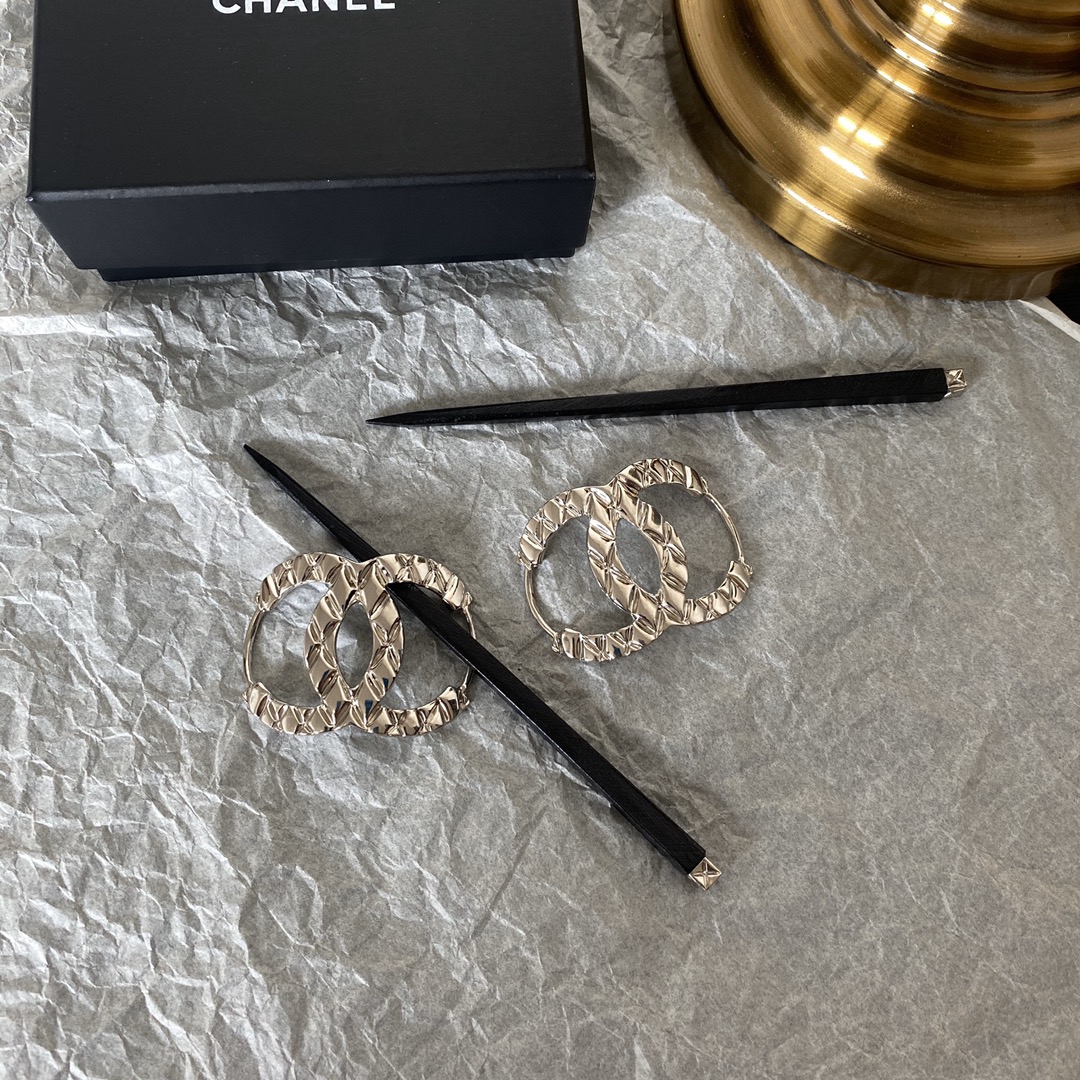 FS7043 Chanel vintage hairpins 1pcs