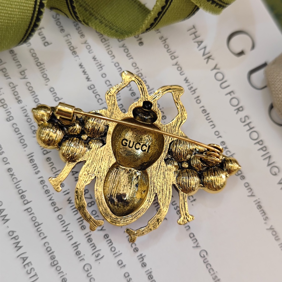 C388 Gucci insect crystal brooch