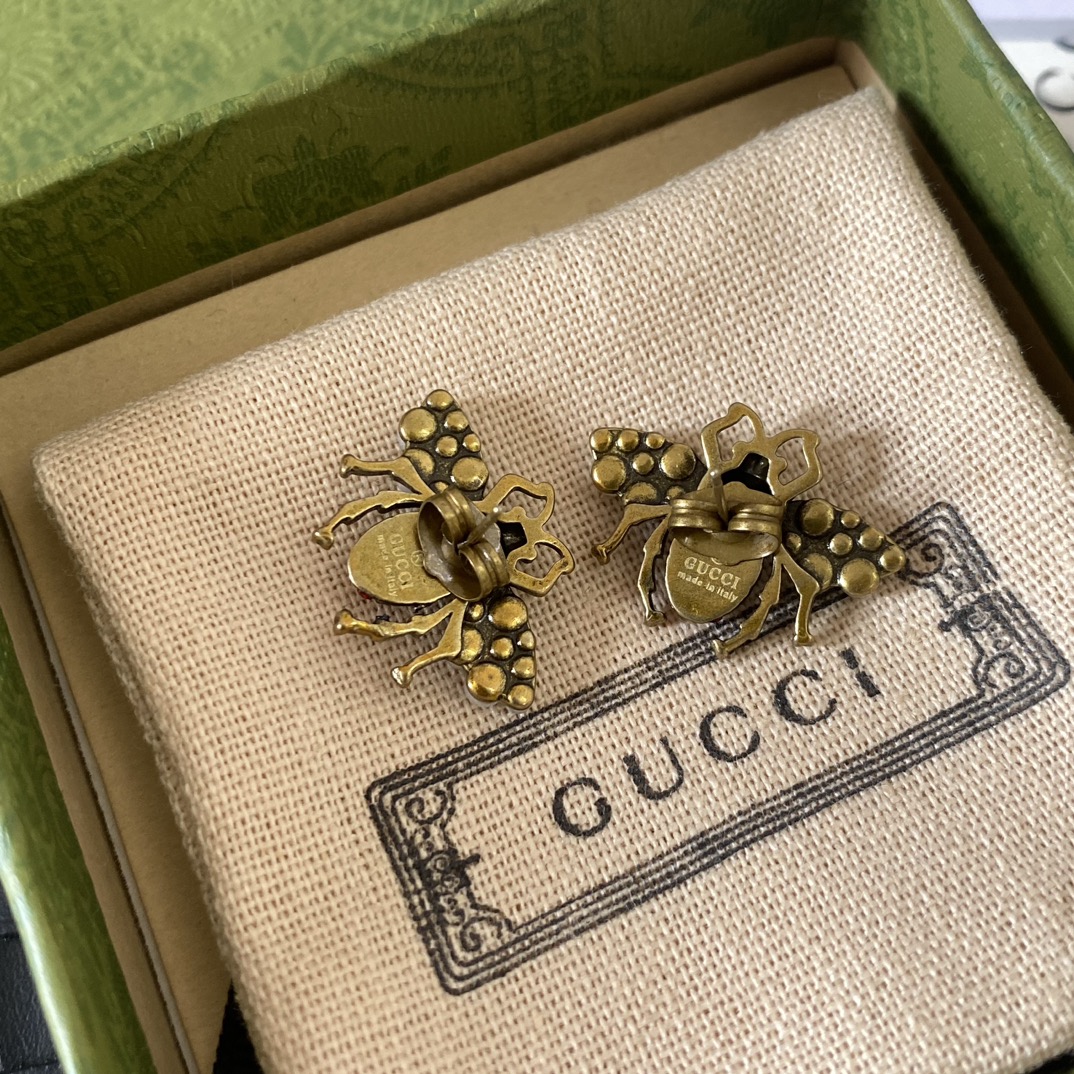 A1051 Gucci GG bee earrings