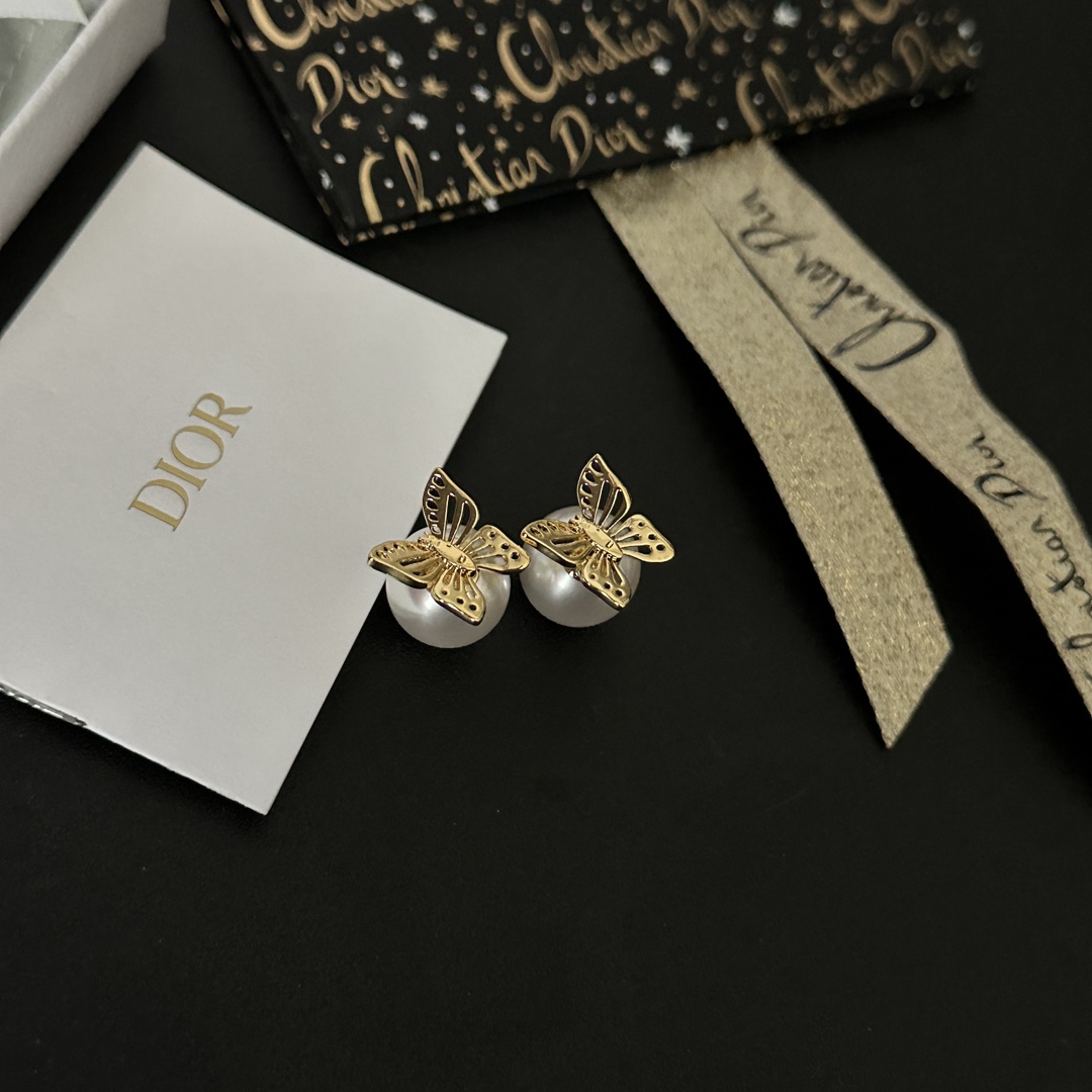 A1871 Dior butterfly earrings