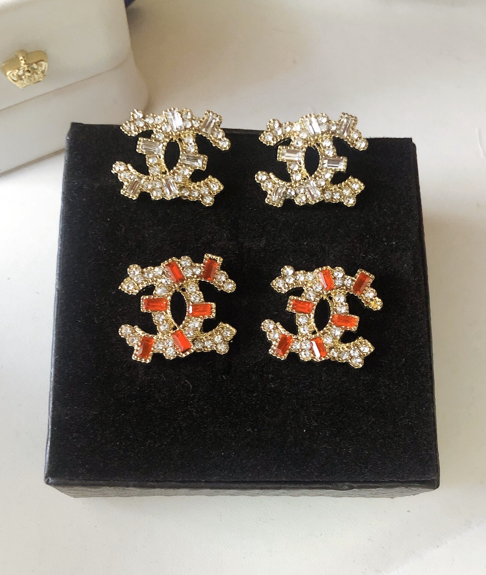 Chanel earrings 107317