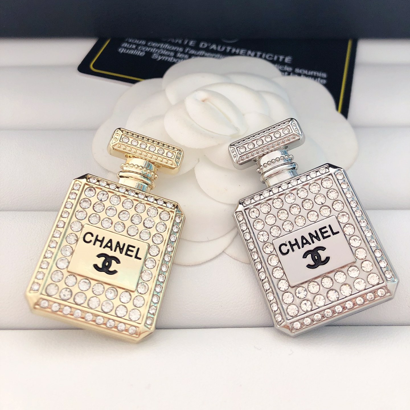 Chanel perfume bottle brooch 114136