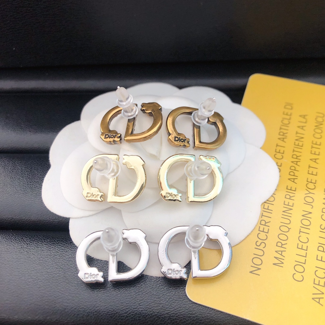 Dior CD dragon head earrings 114134