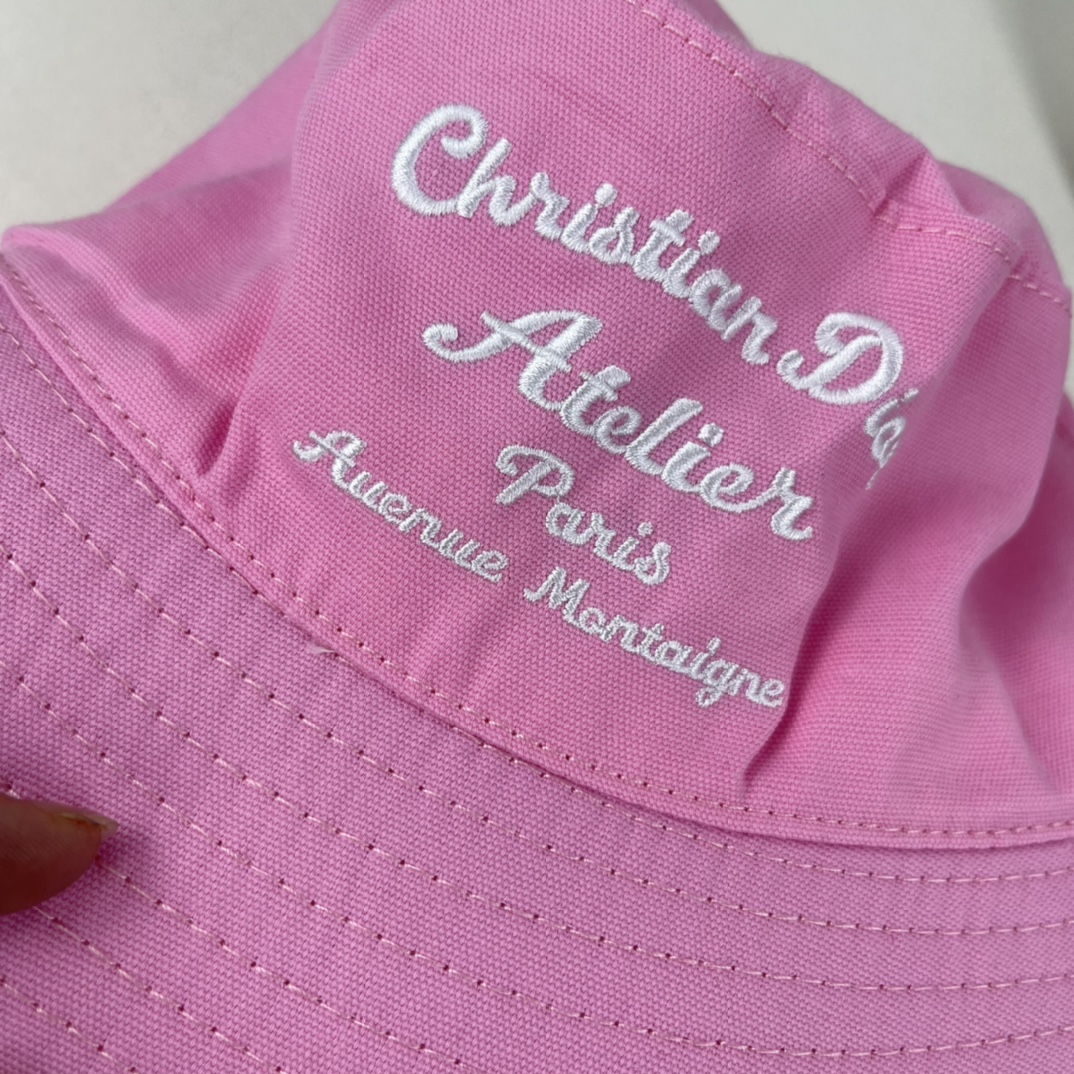 Dior bucket hat