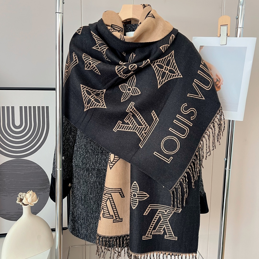 LV Long wool scarf