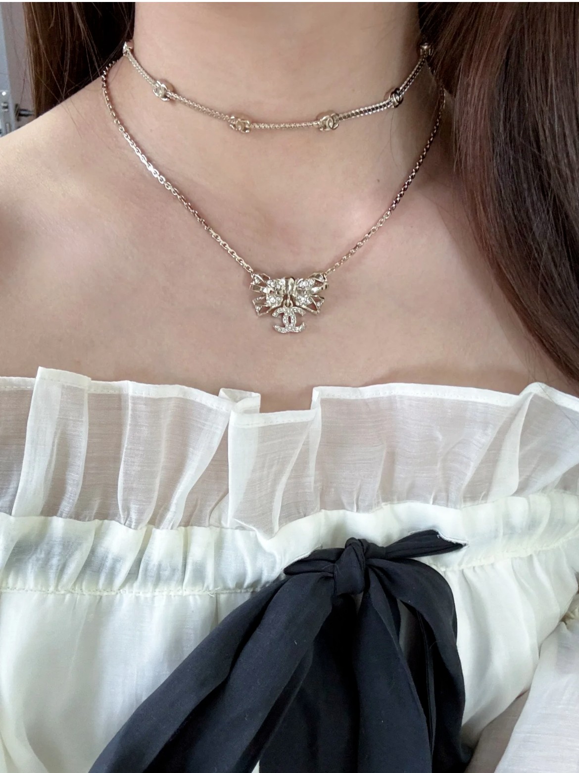 B774 Chanel bowknot necklace
