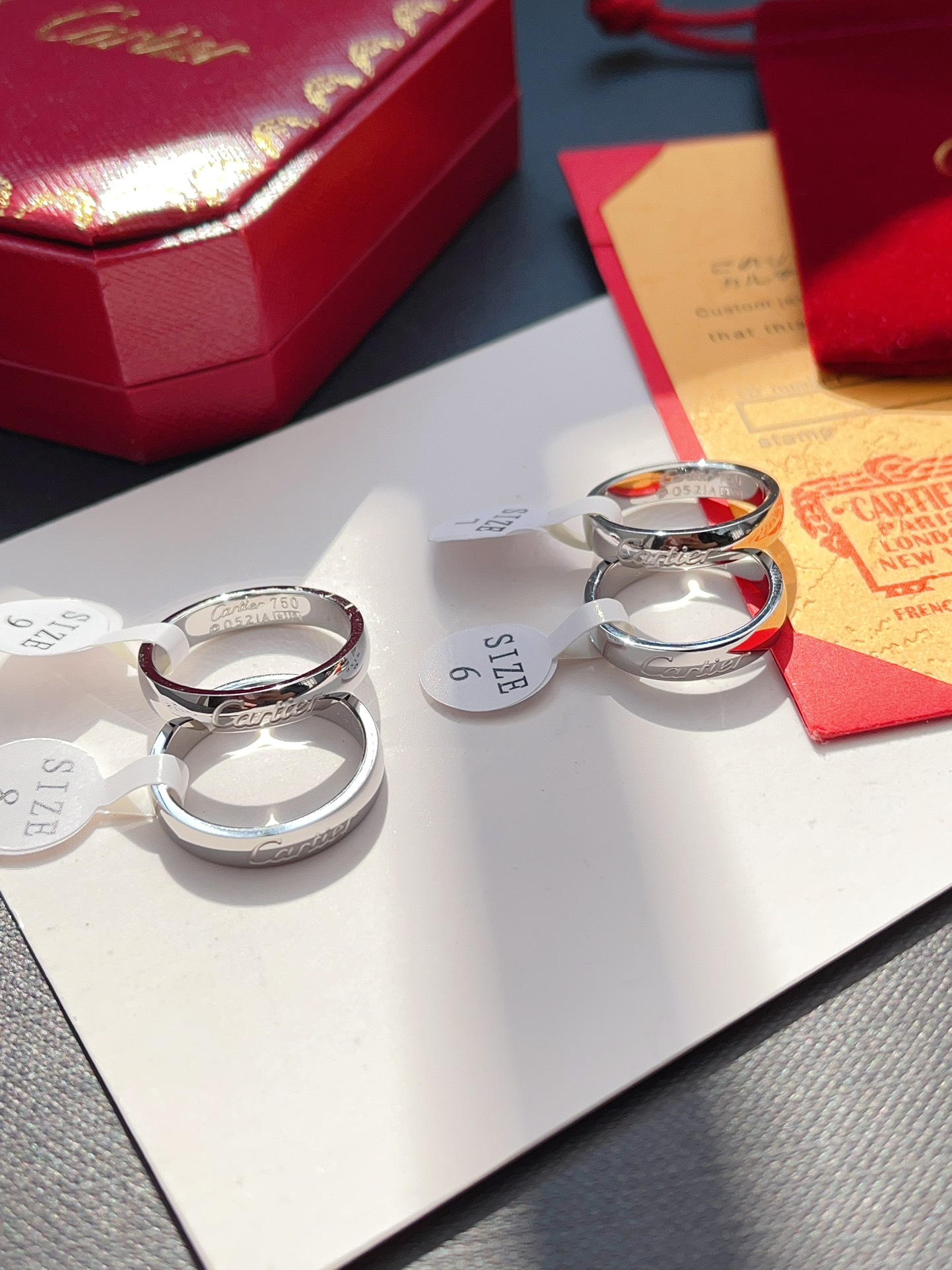 J111 Cartier ring