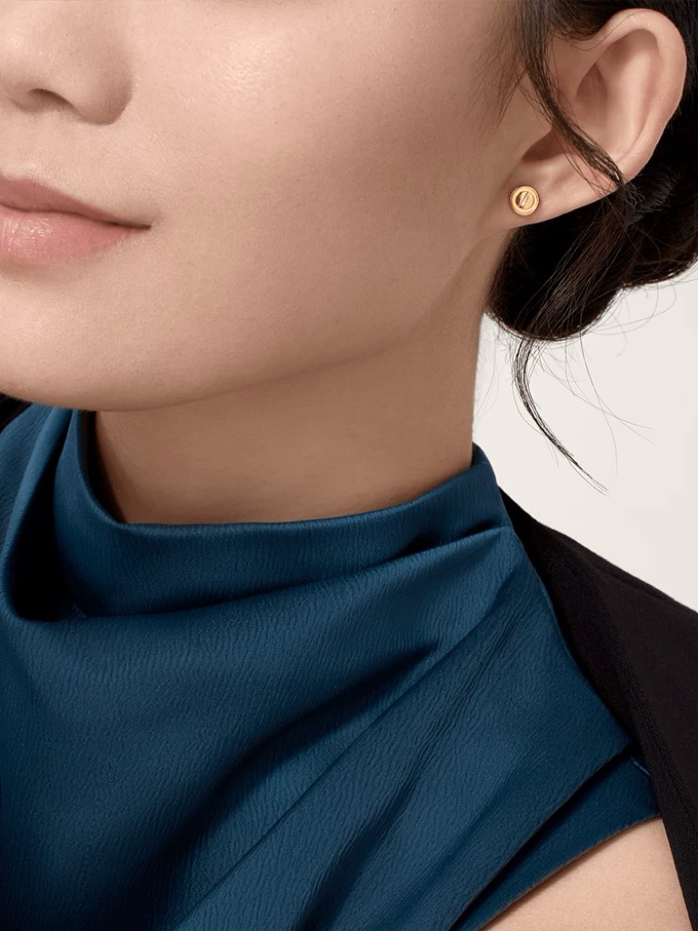 A1073 Cartier earrings