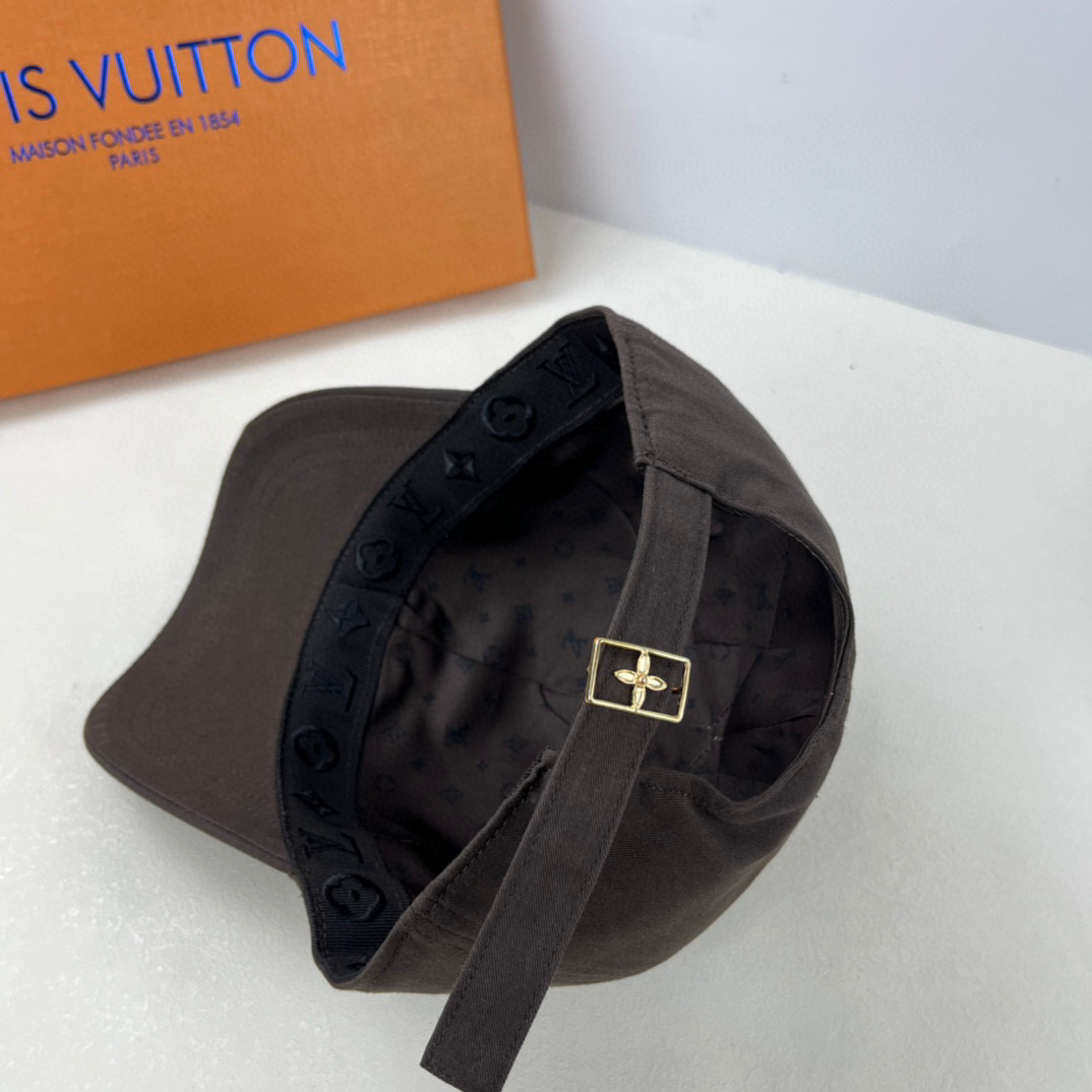 LV Louis vuitton cap
