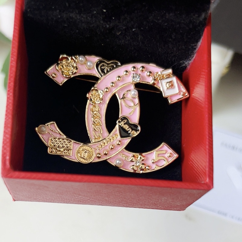 Chanel brooch 115154