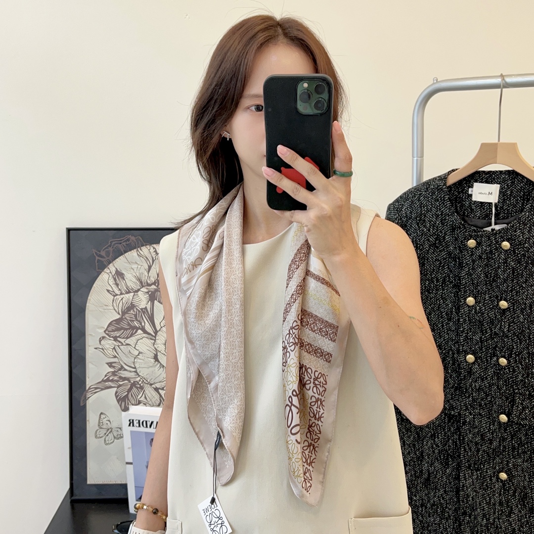 LOEWE silk Scarf