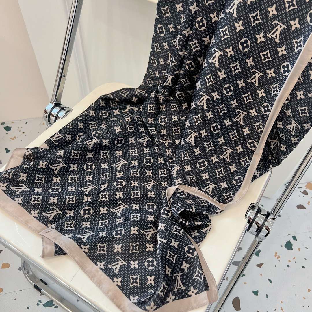 LV Louis vuitton Silk Scarf