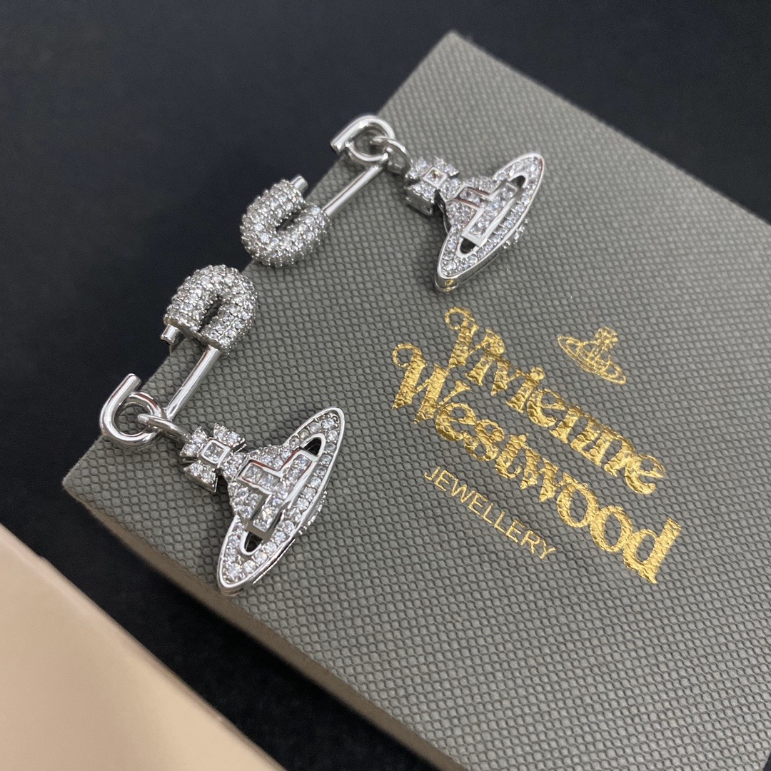 A178  Vivienne Westwood earrings