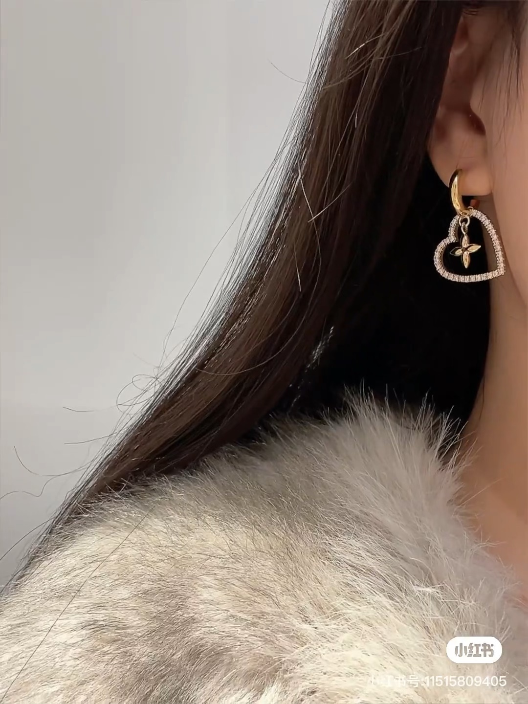 A1105 LV earrings
