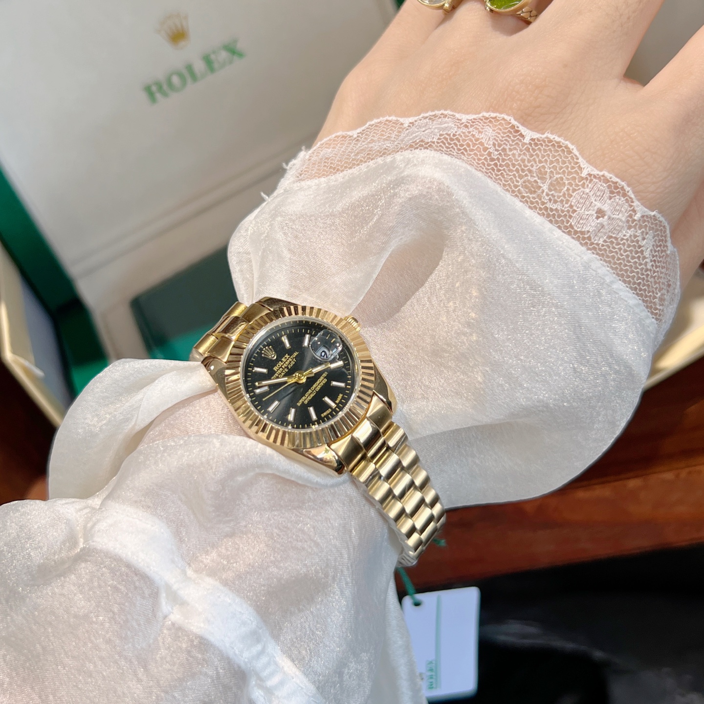 Rolex women 28mm Quartz watch 116190