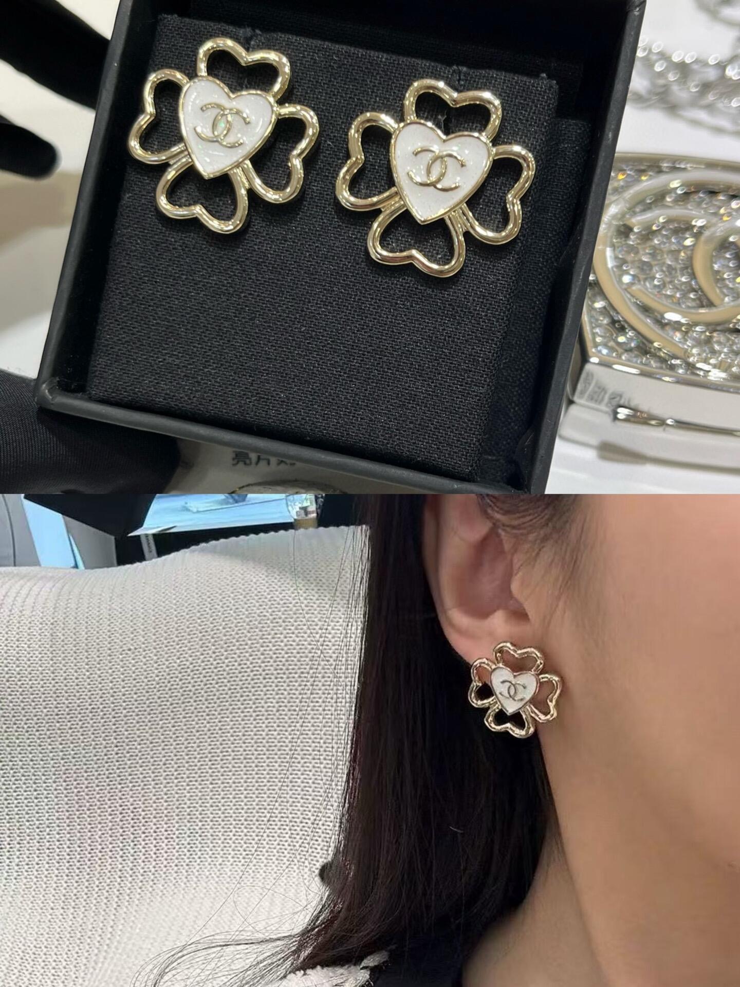A1111 Chanel earrings