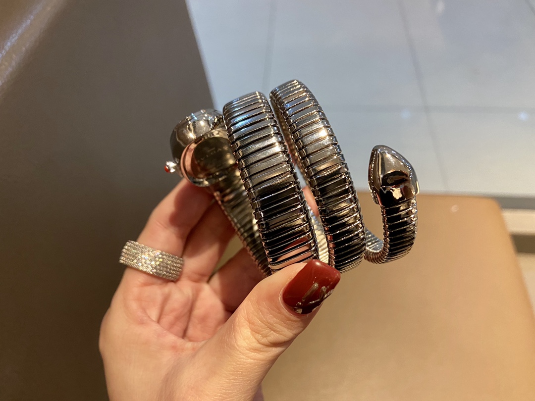 BV Bvlgari Silver snake quartz watch 116300