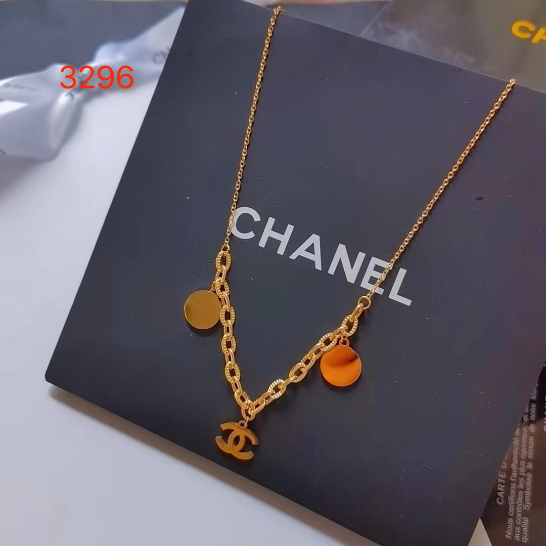 Chanel necklace 116289