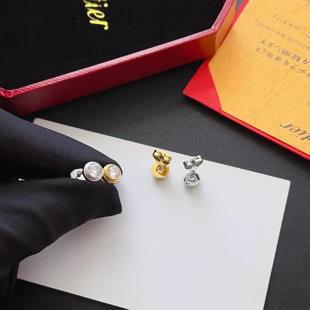 A1130 Cartier earrings