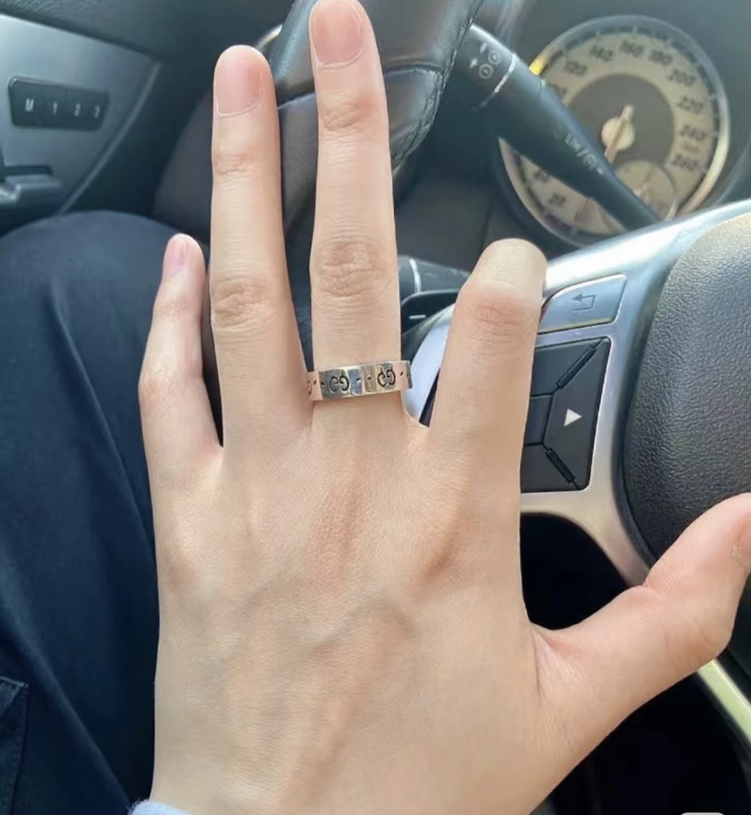 J127 Gucci ring