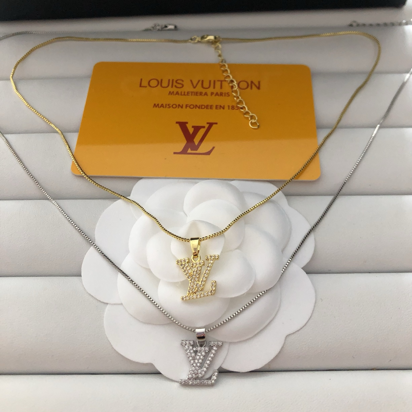 LV necklace 116347