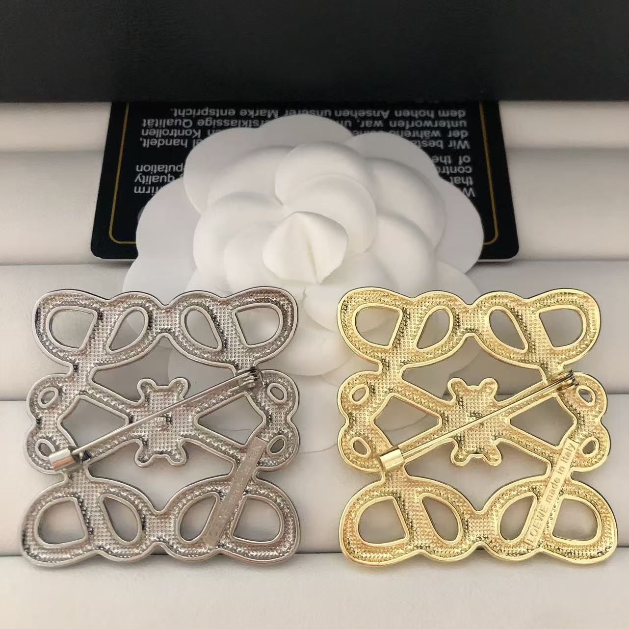 LOEWE Brooch 116346
