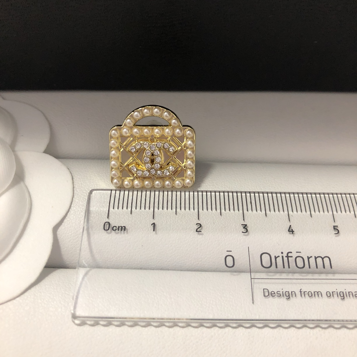 Chanel earrings 116343
