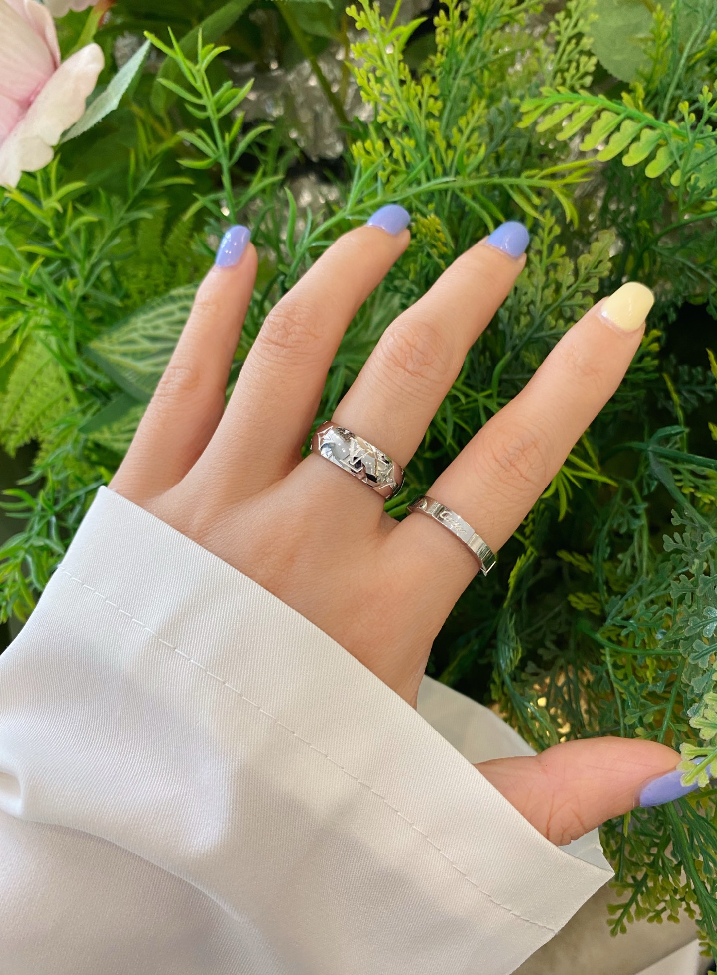 J118 Cartier ring