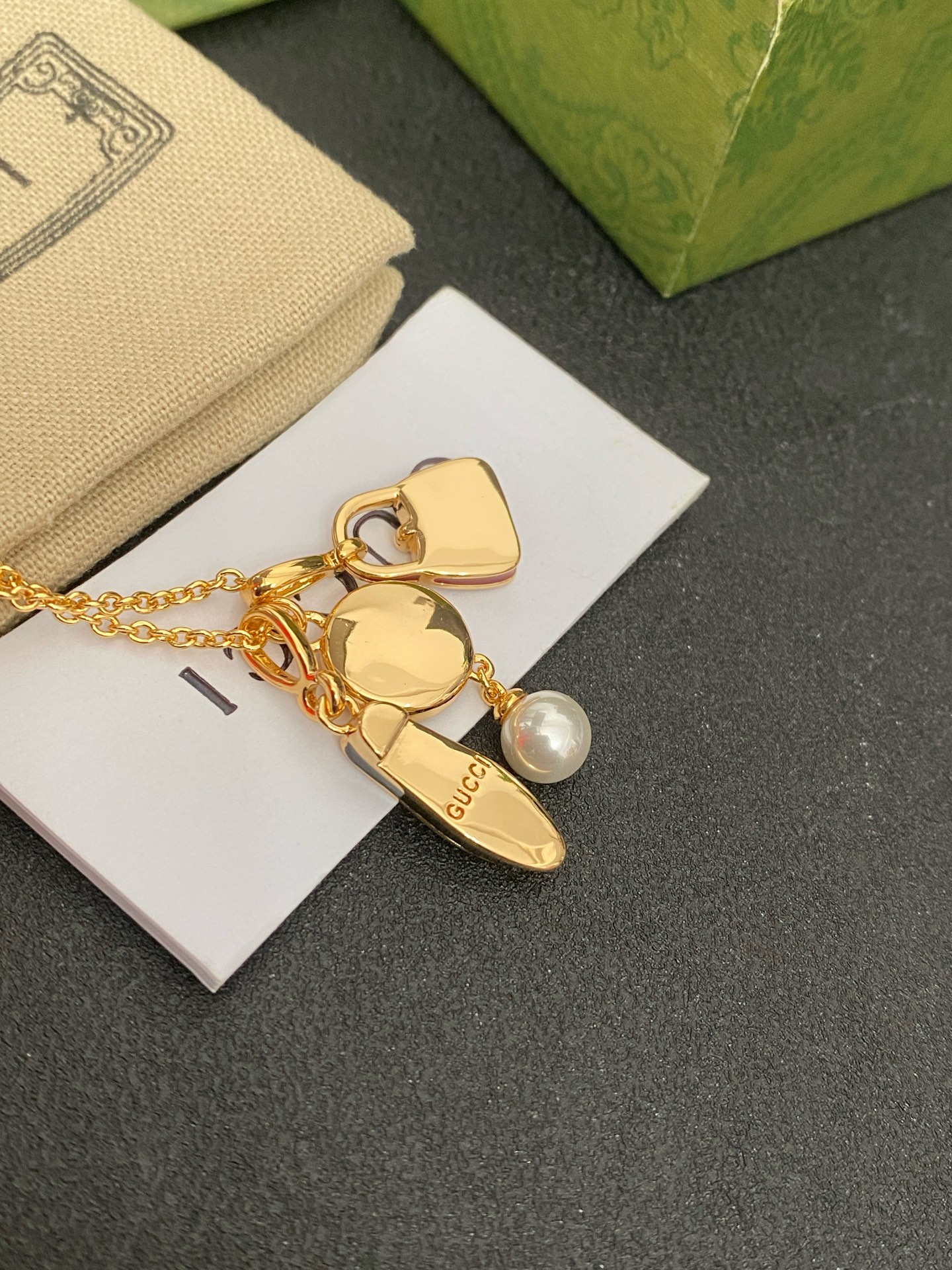 B344 Gucci necklace