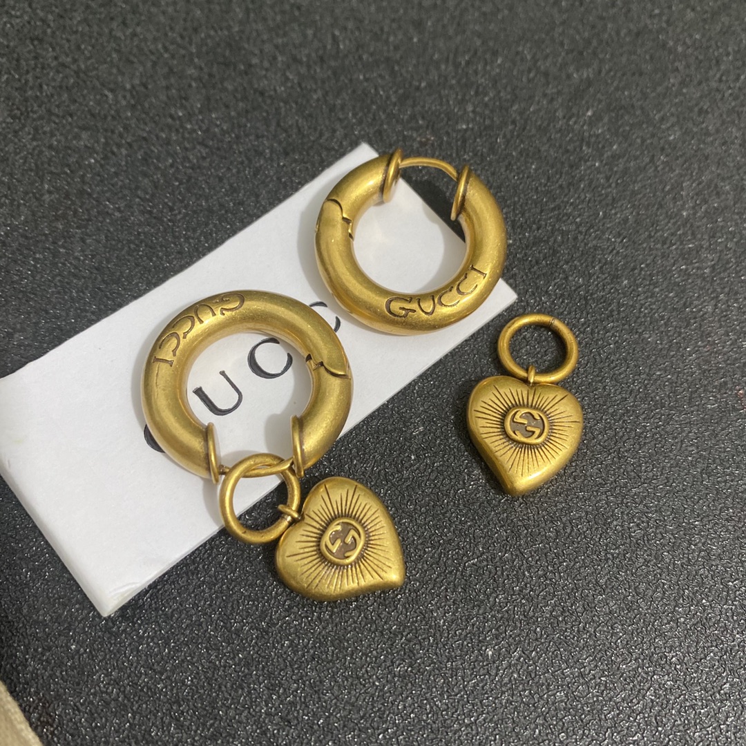 A532 Gucci vintage earrings