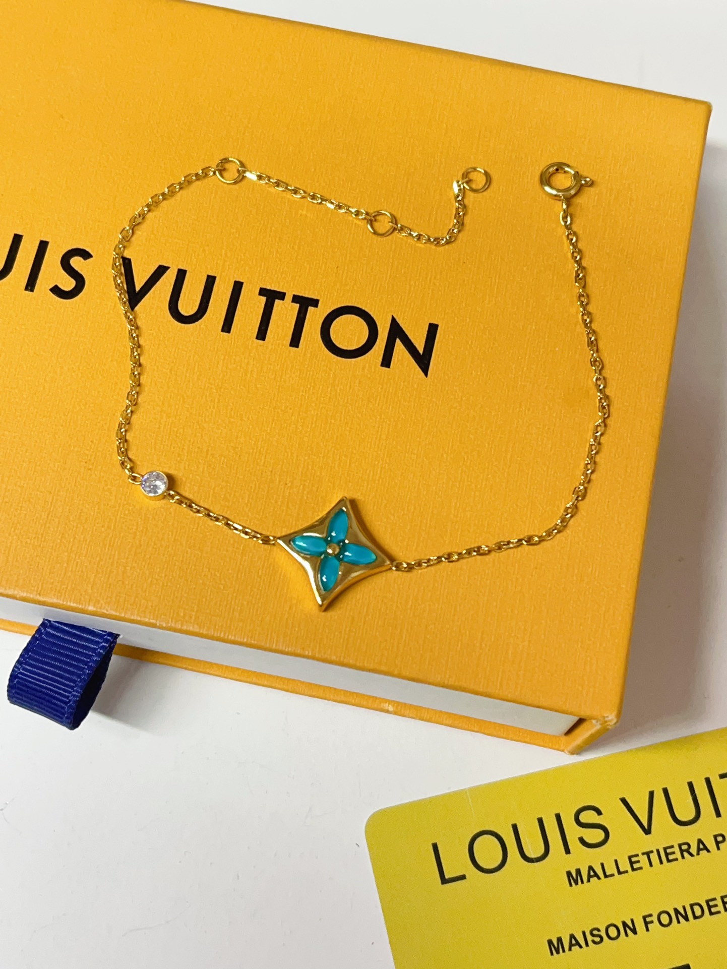 L198 LV Bracelet