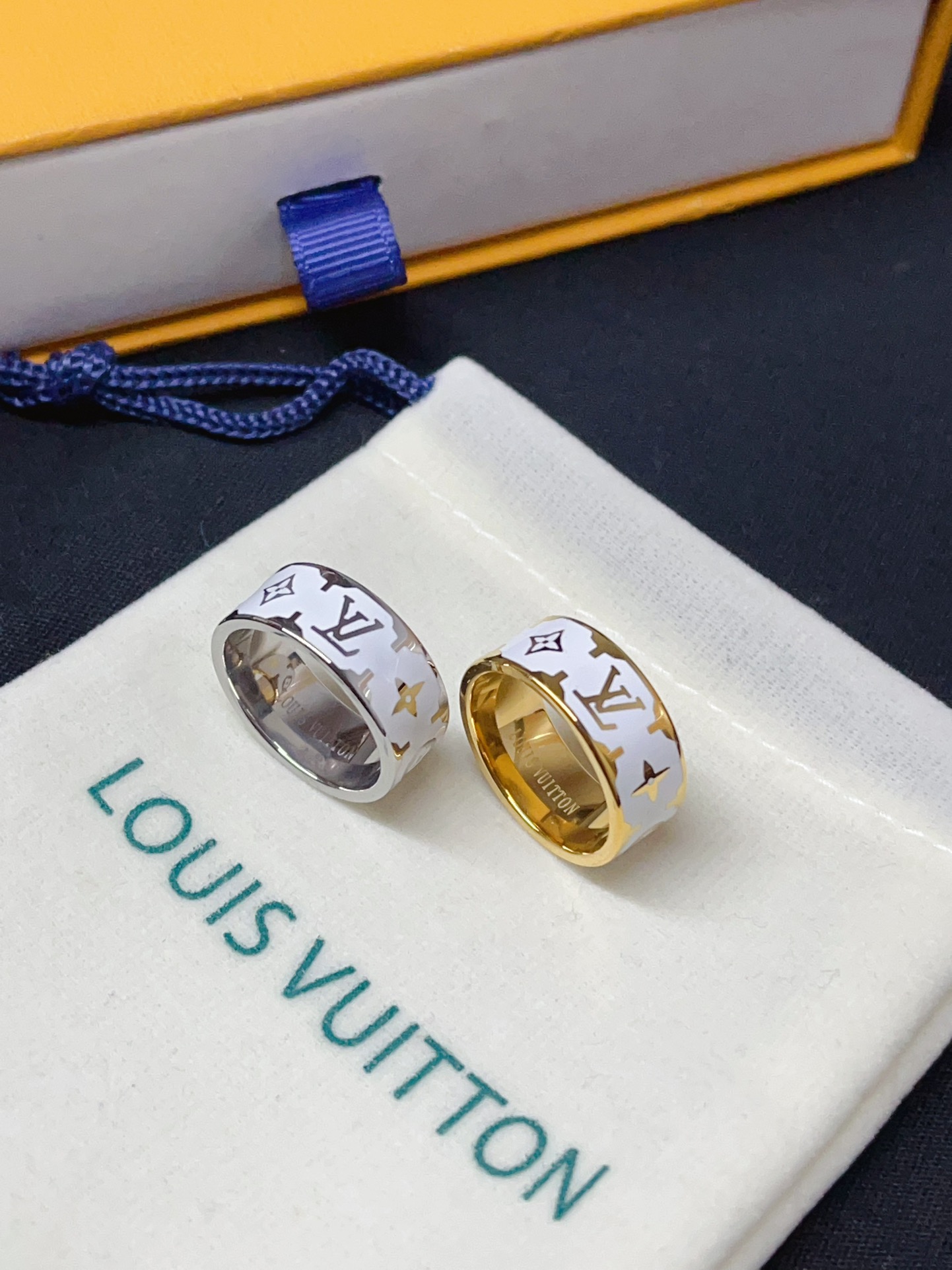 J140 LV Louis vuitton RING