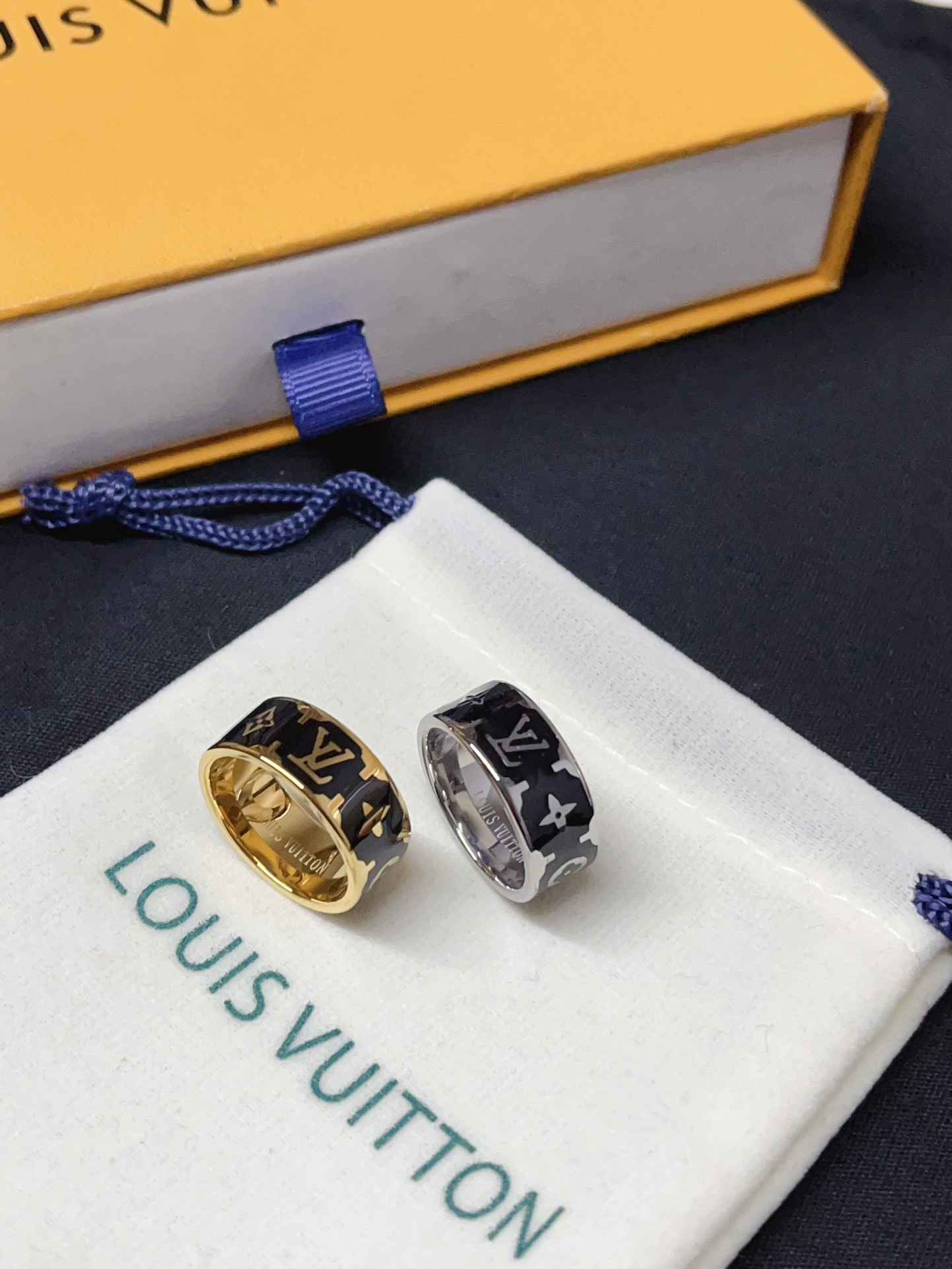 J140 LV Louis vuitton RING