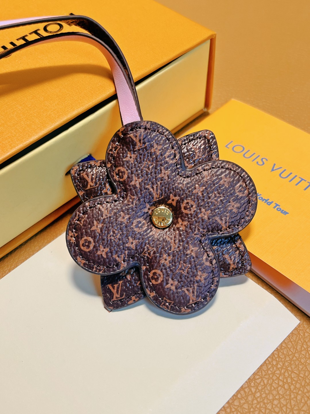 LV My Monogram Layers M02135 Charms keychain 116585