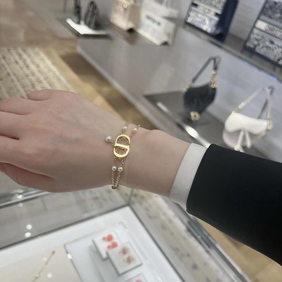 X693 Dior CD pearls bracelet/necklace