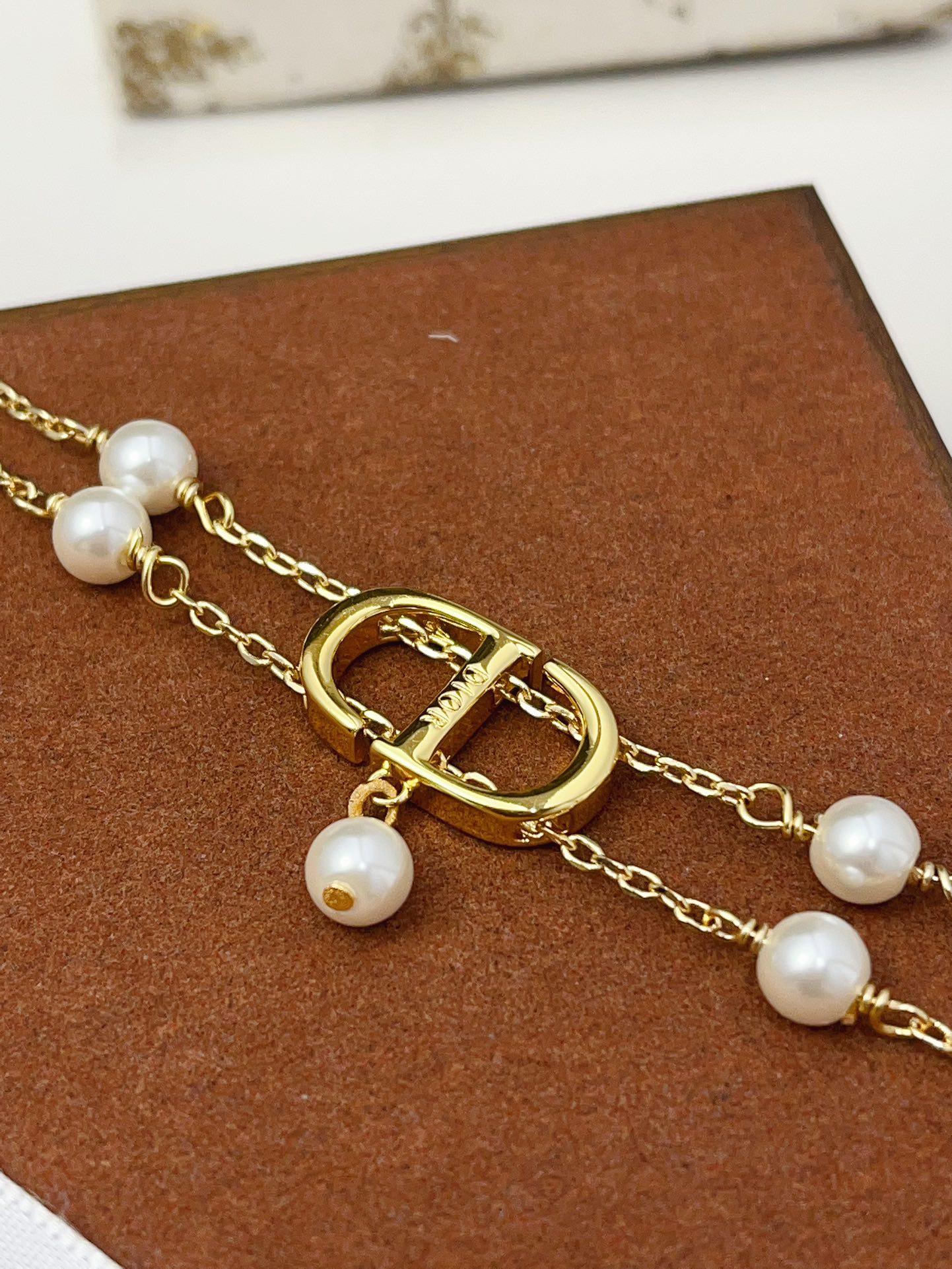 X693 Dior CD pearls bracelet/necklace