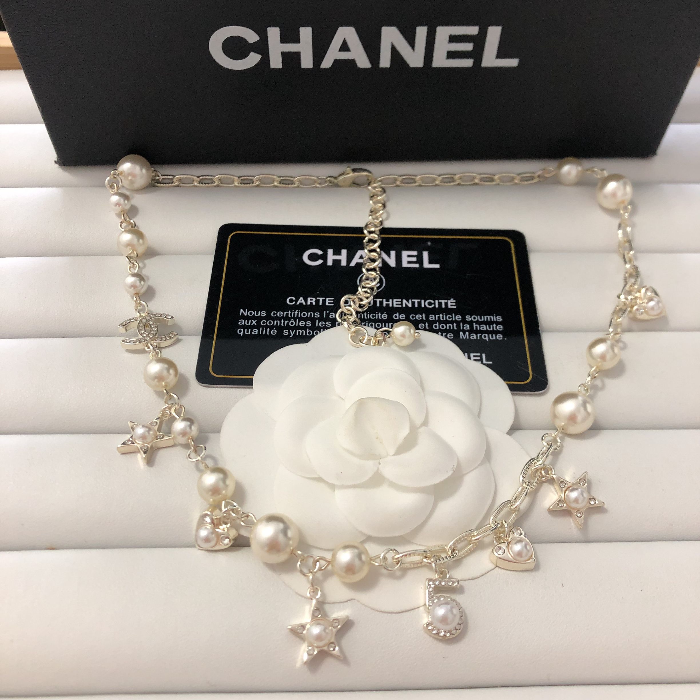 Chanel pearls necklace 116695
