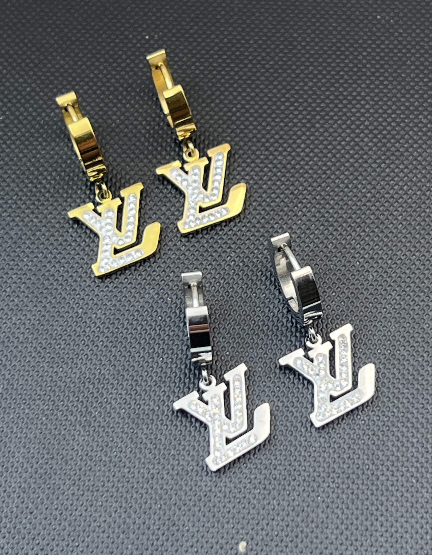 LV earrings 116722