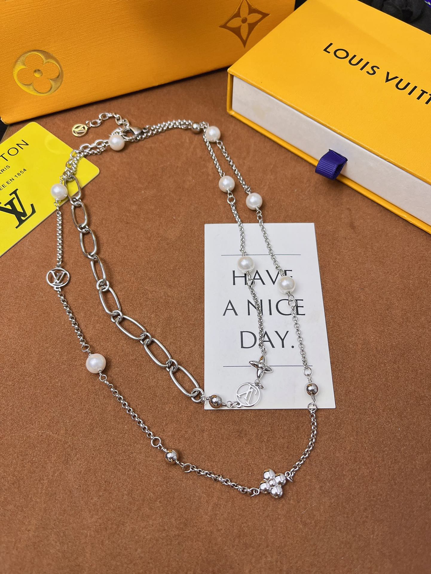 X700 LV MIX CHAINS long necklace M02516