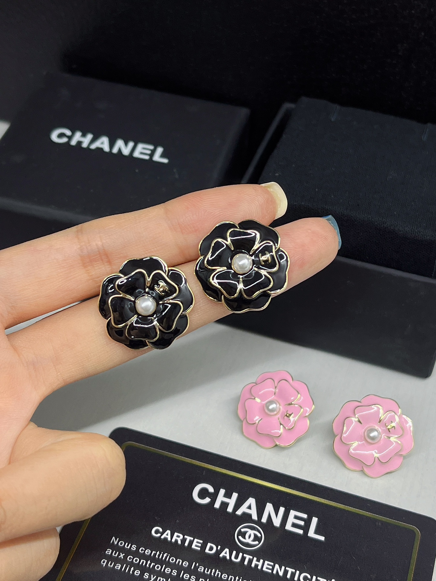 A1184 Chanel enamel camellia earrings