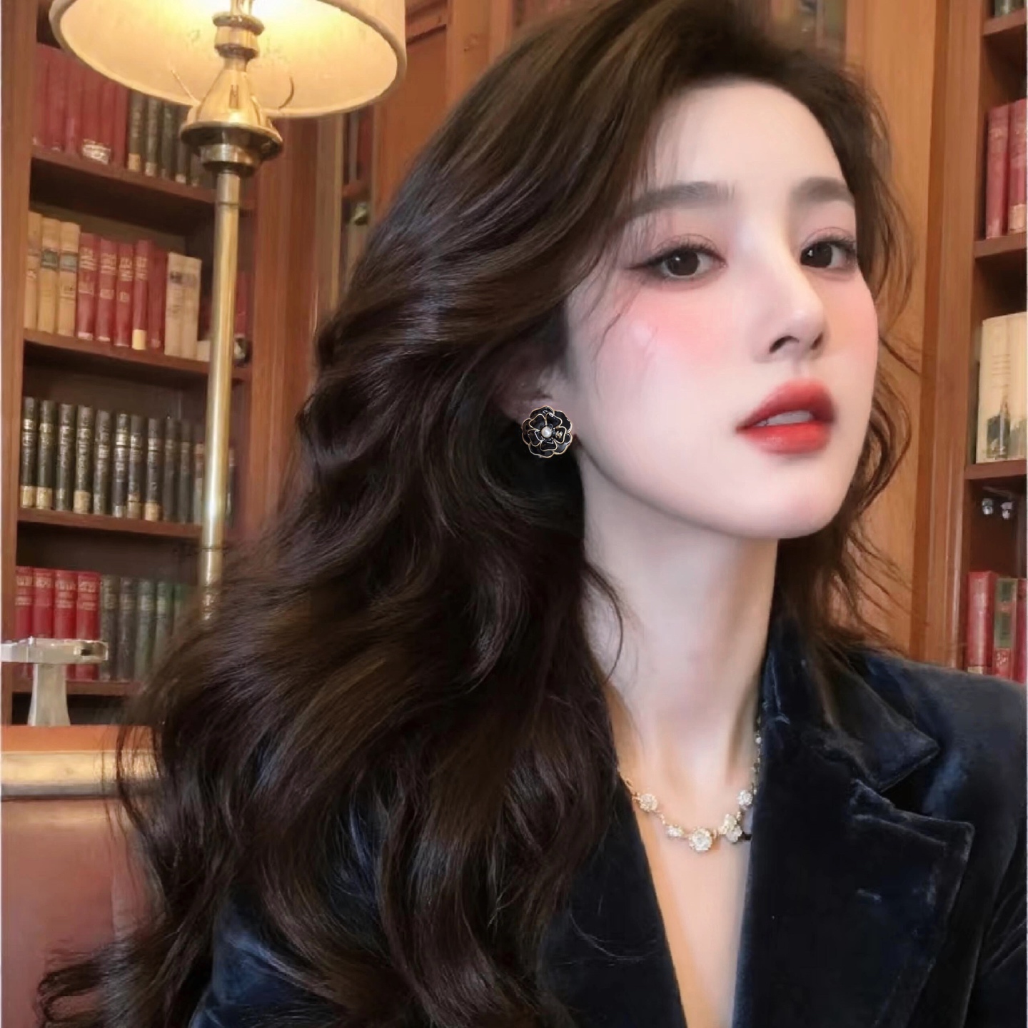 A1184 Chanel enamel camellia earrings