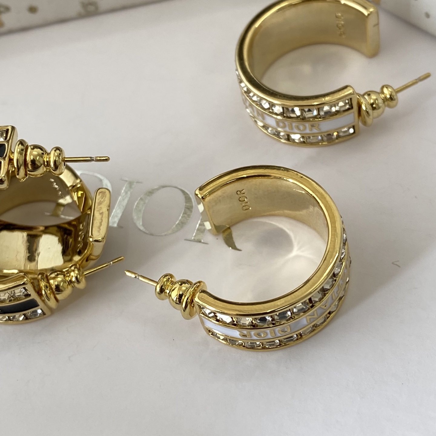 A296 Dior earrings