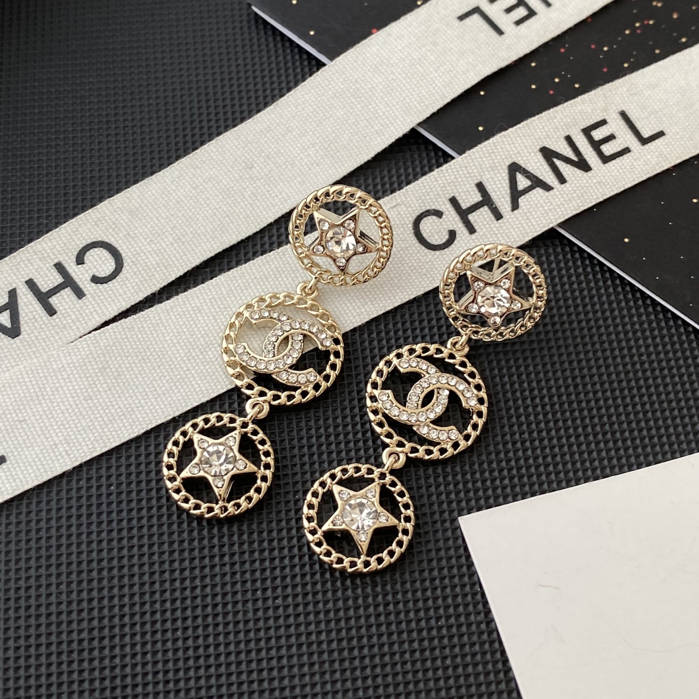 A923 Chanel earrings